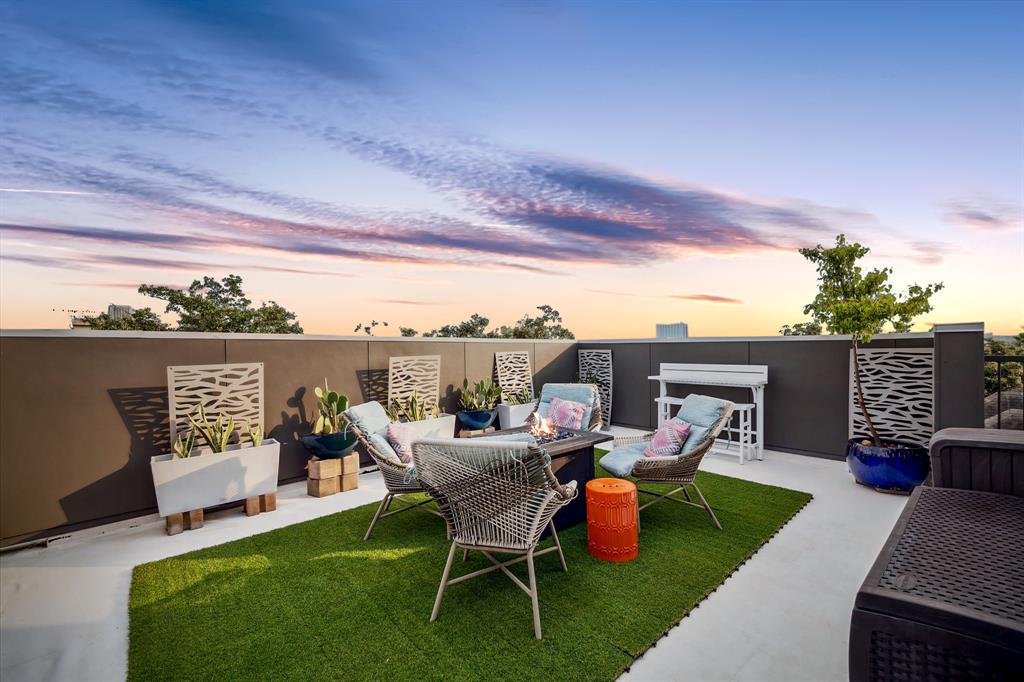 4812 Chenevert Street #A, Houston, Texas image 2