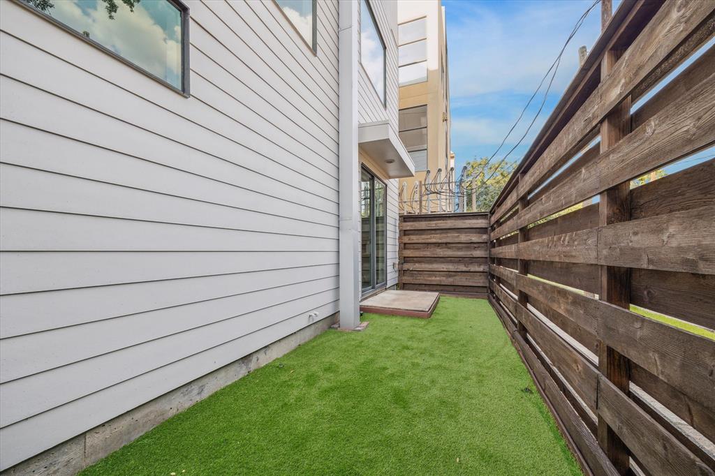 4812 Chenevert Street #A, Houston, Texas image 3