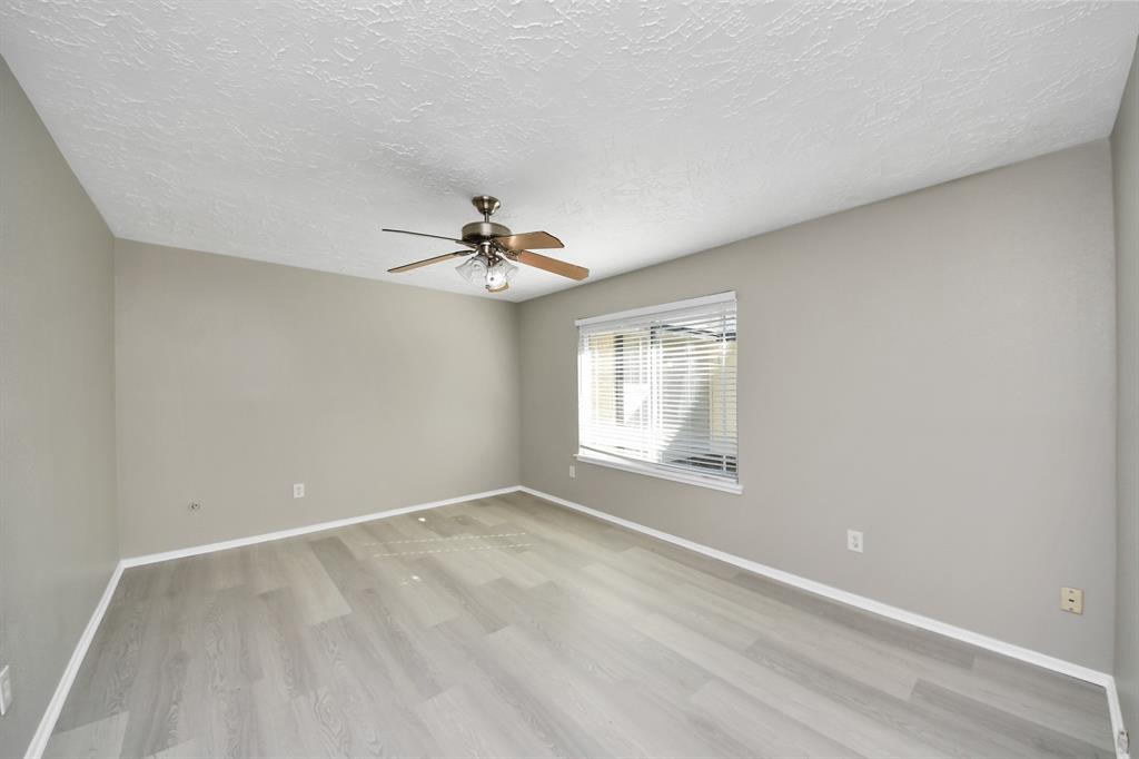 9738 Barmont Drive, La Porte, Texas image 20