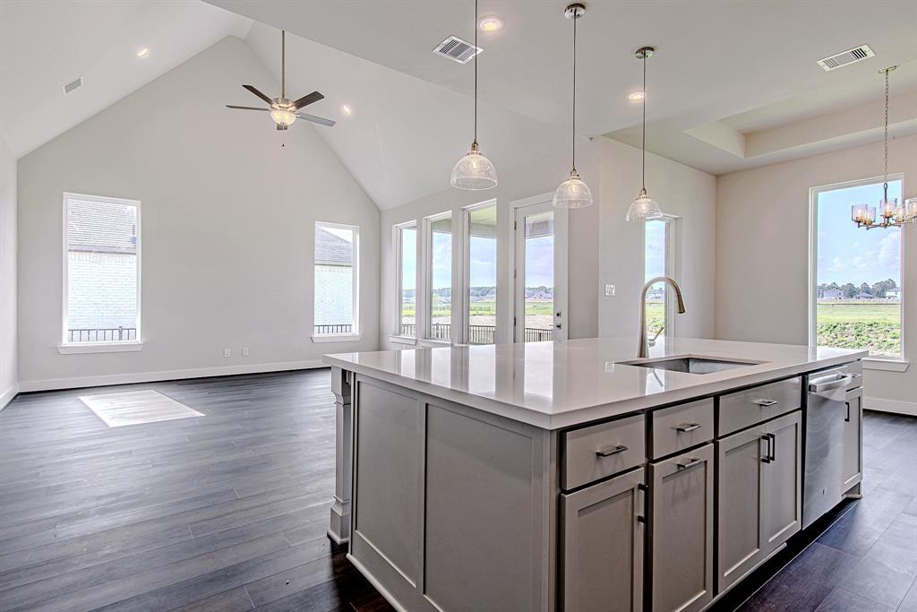 197 Peninsula Point Drive