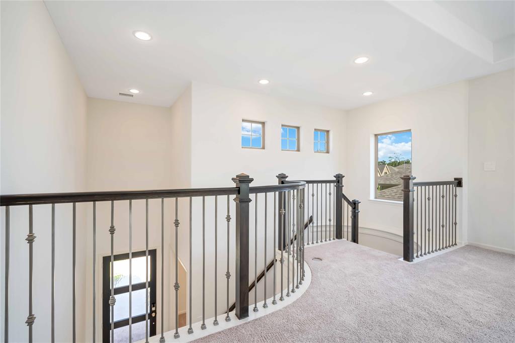8810 Morning Glow Drive, Missouri City, Texas image 21