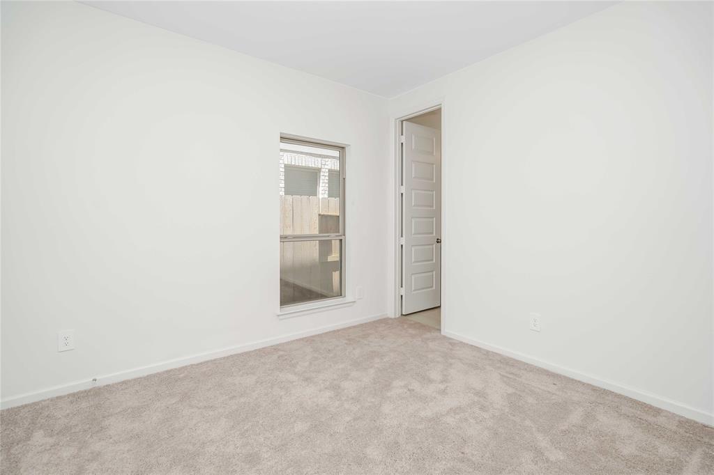 8810 Morning Glow Drive, Missouri City, Texas image 18