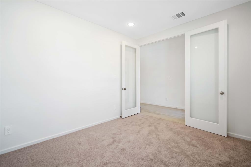8810 Morning Glow Drive, Missouri City, Texas image 13