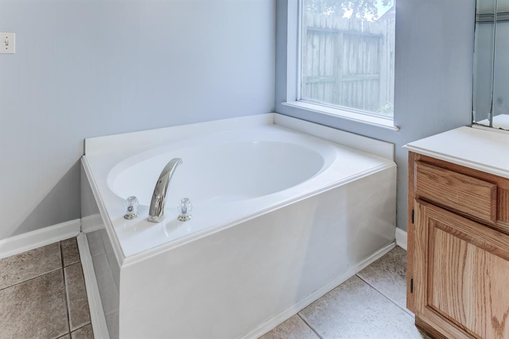 4118 Windjammer Court, Seabrook, Texas image 31