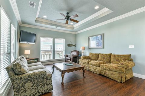 Single Family Residence in Crystal Beach TX 893 West Lane 7.jpg