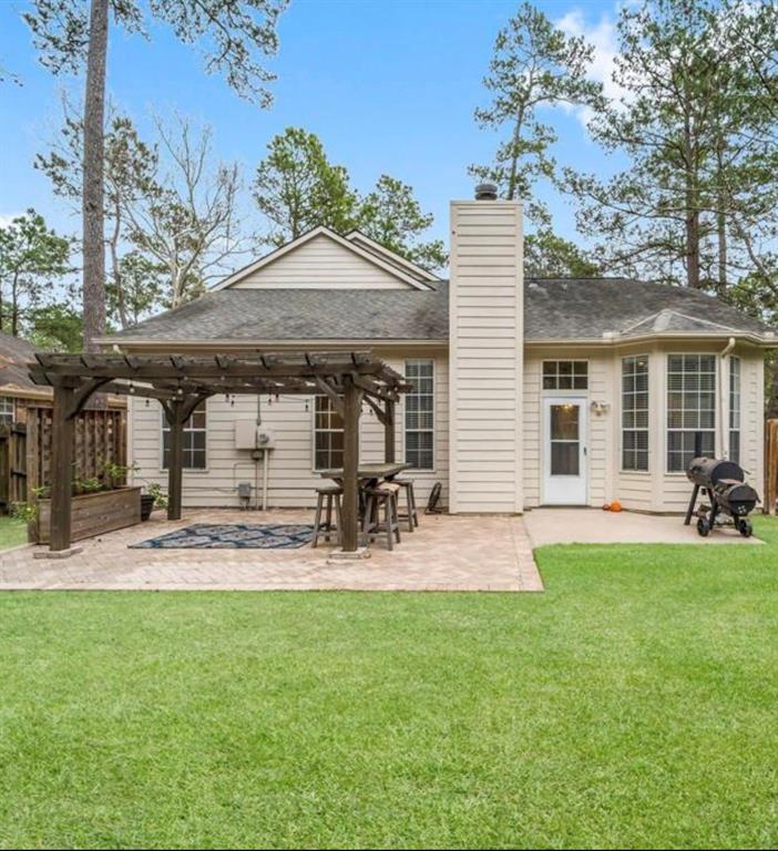 35 Sweetdream Place, The Woodlands, Texas image 9