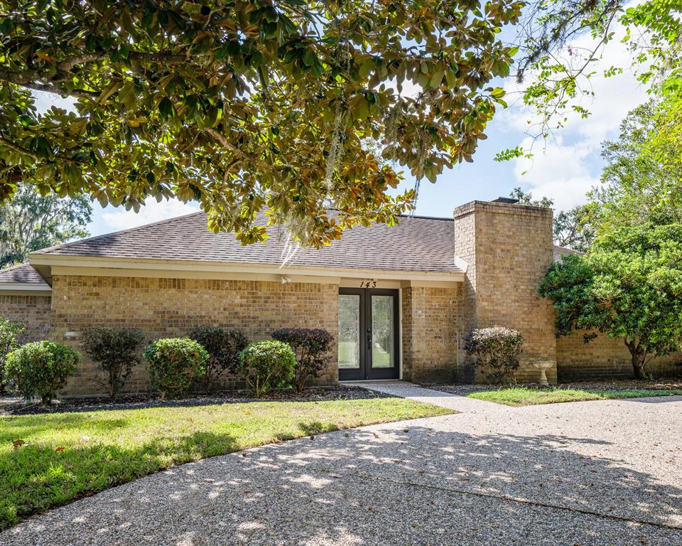 143 Paradise Valley Drive, West Columbia, Texas image 1