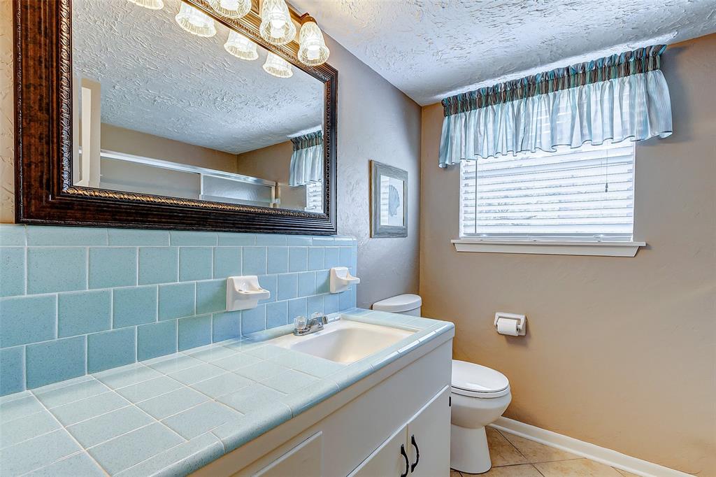 14204 Strausie Lane, Conroe, Texas image 32