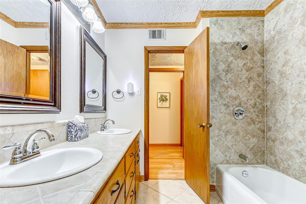 14204 Strausie Lane, Conroe, Texas image 16
