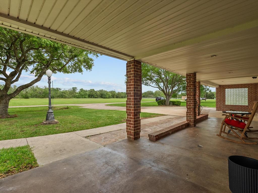 5924 County Road 166, Alvin, Texas image 49
