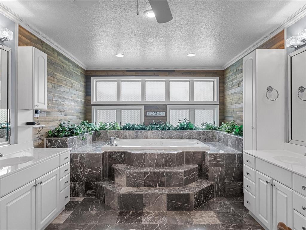 5924 County Road 166, Alvin, Texas image 38