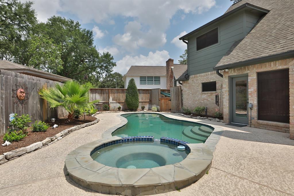7307 Maidstone Lane