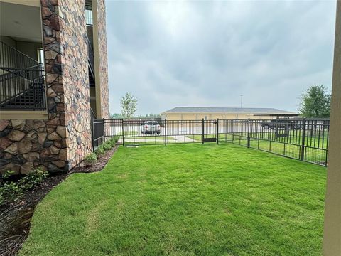 Condo For Rent - 20102 Cypress Rosehill Road #A1.1Y<br/> Tomball, TX 77377
