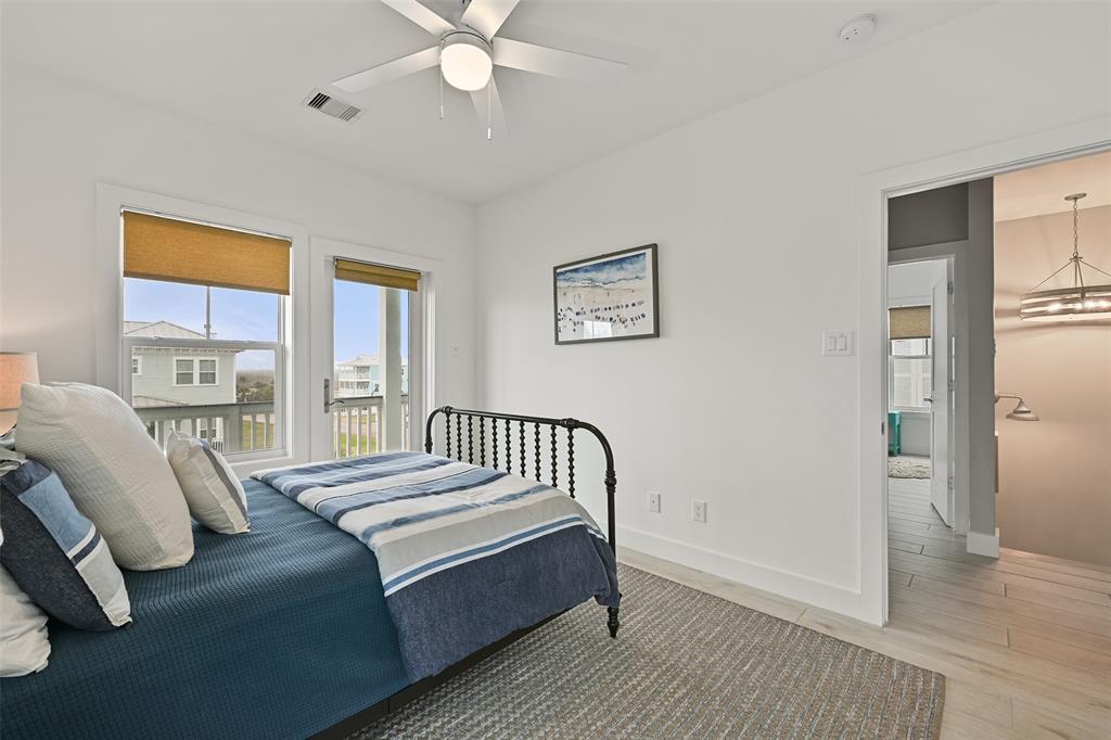 3811 Neptune, Galveston, Texas image 38