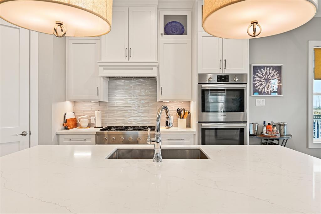 3811 Neptune, Galveston, Texas image 26