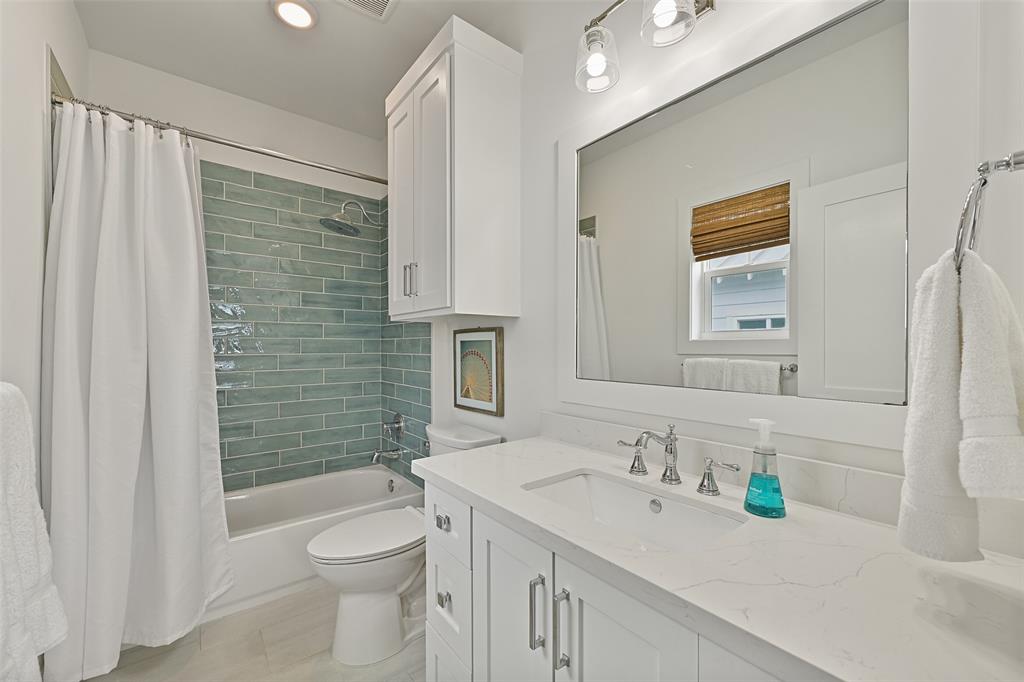 3811 Neptune, Galveston, Texas image 42