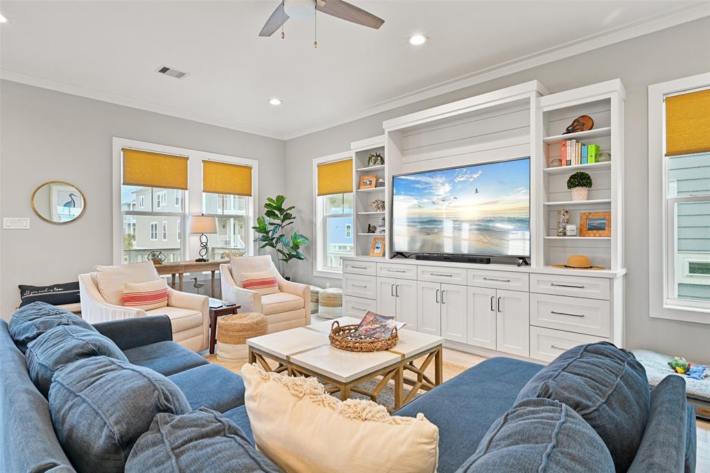 3811 Neptune, Galveston, Texas image 1