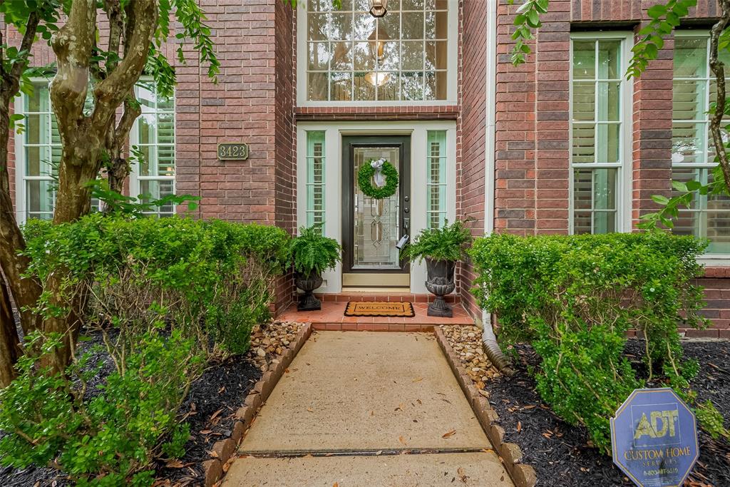 3423 Autumn Bend Drive, Sugar Land, Texas image 5