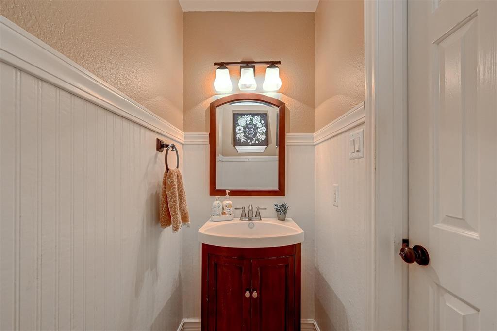 3423 Autumn Bend Drive, Sugar Land, Texas image 23
