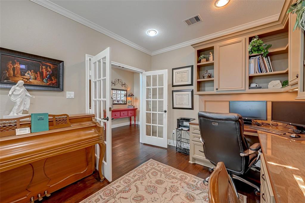 3423 Autumn Bend Drive, Sugar Land, Texas image 8