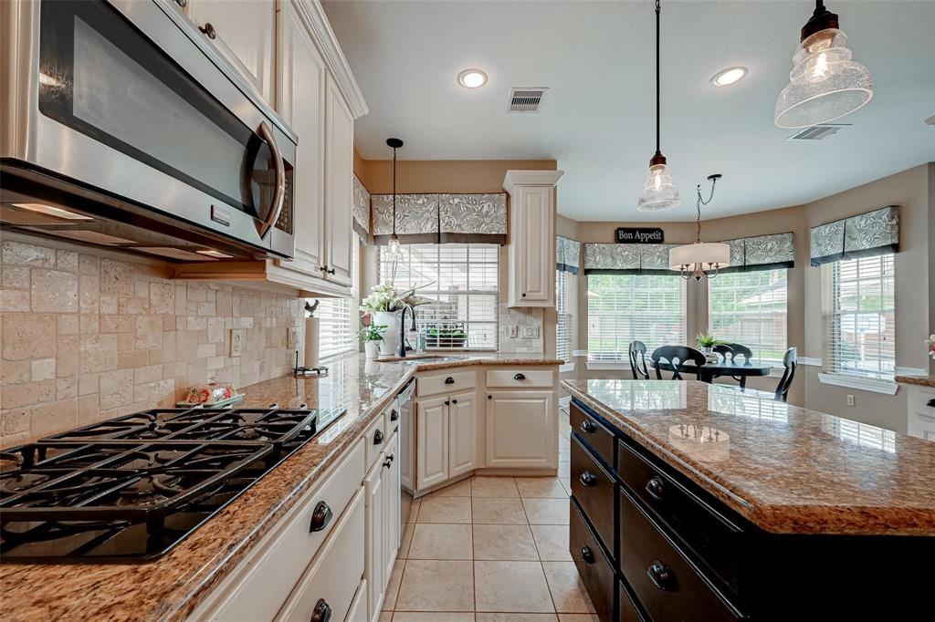 3423 Autumn Bend Drive, Sugar Land, Texas image 21