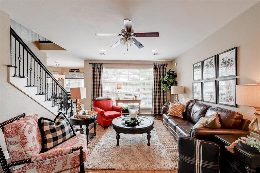 3423 Autumn Bend Drive, Sugar Land, Texas image 16