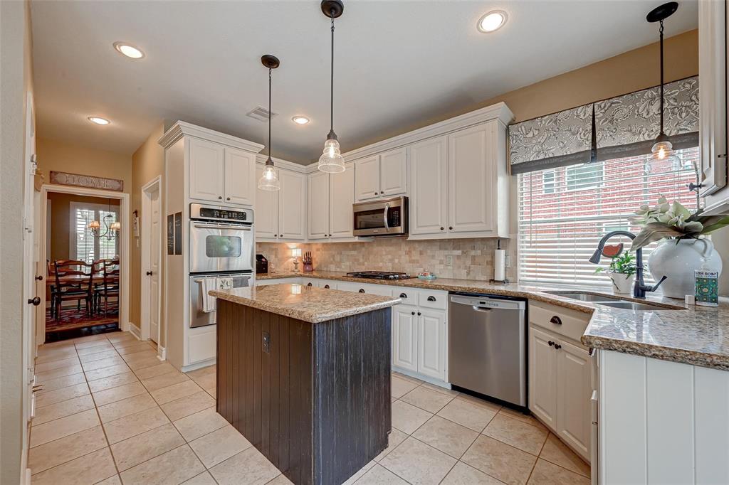 3423 Autumn Bend Drive, Sugar Land, Texas image 18
