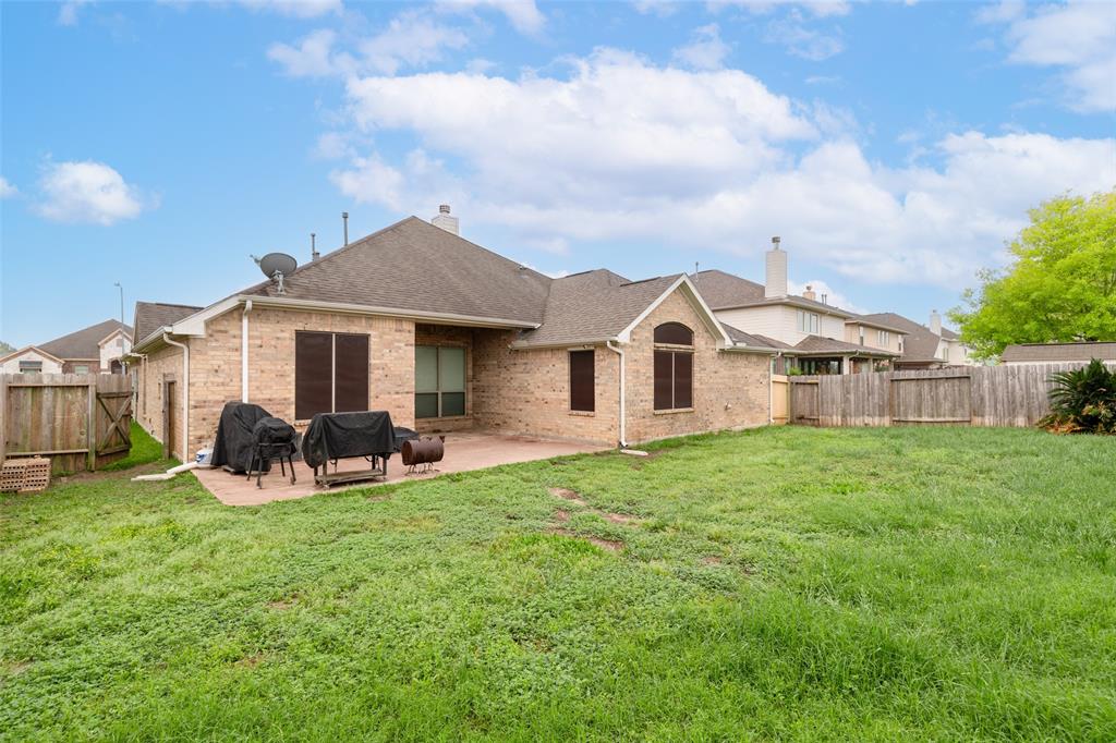 7602 Eastwood Lake Lane, Richmond, Texas image 25