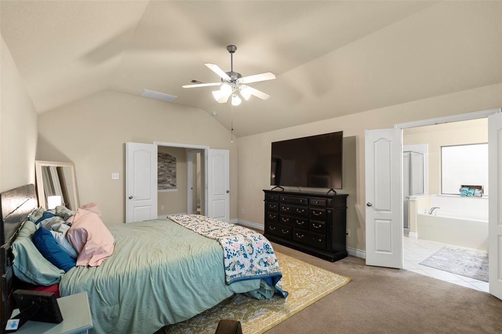 7602 Eastwood Lake Lane, Richmond, Texas image 5
