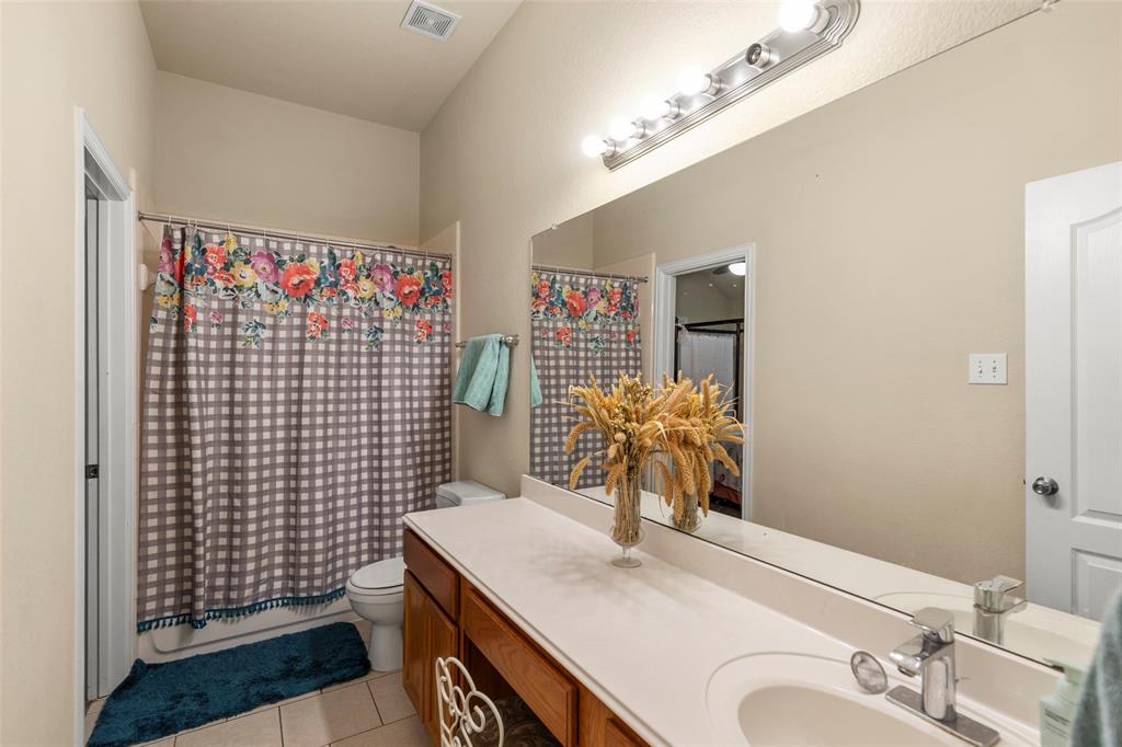 7602 Eastwood Lake Lane, Richmond, Texas image 23
