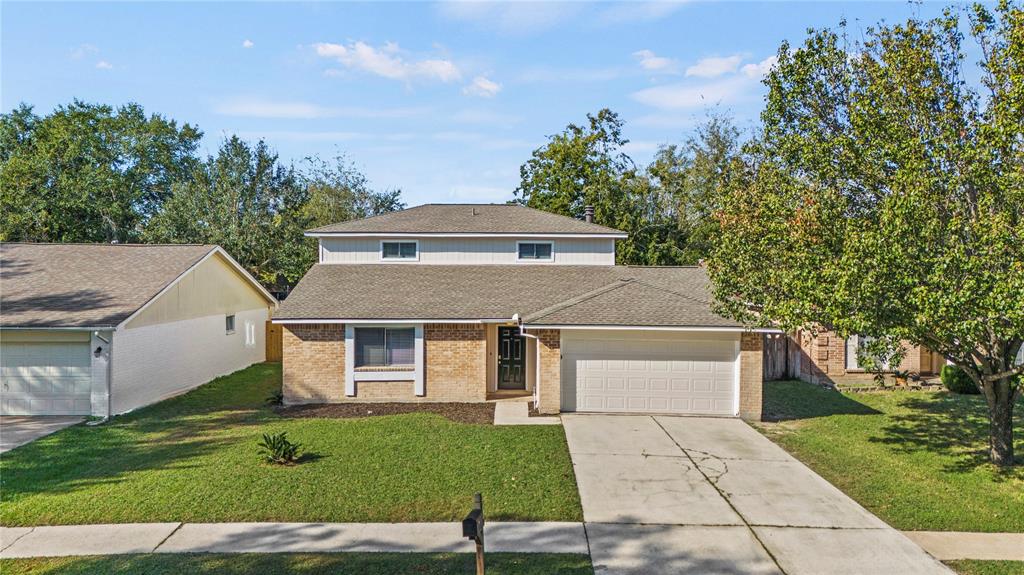 7519 Wovenwood Lane, Houston, Texas image 1