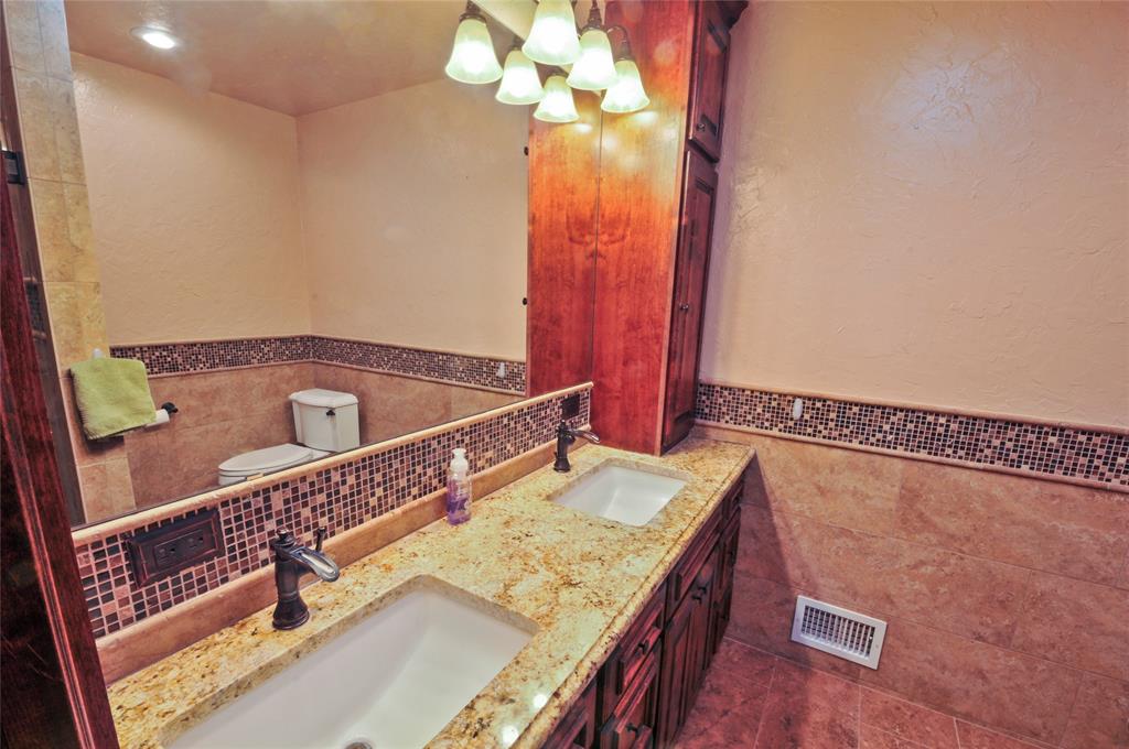 811 Sherwood Lane, Bovina, Texas image 24
