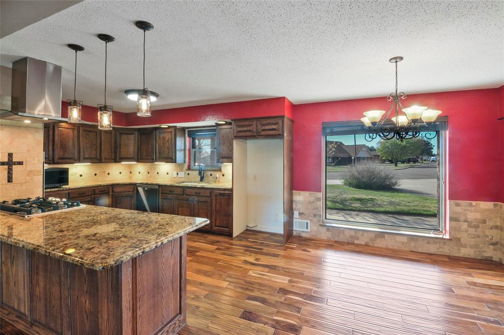 811 Sherwood Lane, Bovina, Texas image 17