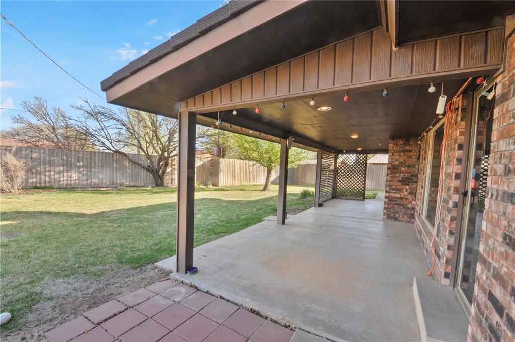 811 Sherwood Lane, Bovina, Texas image 10