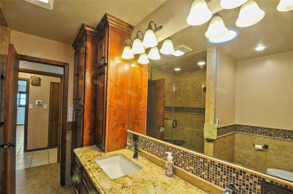 811 Sherwood Lane, Bovina, Texas image 25