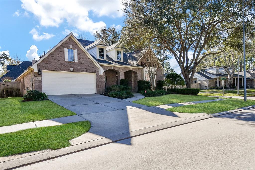 12530 Fern Creek Trail, Humble, Texas image 4