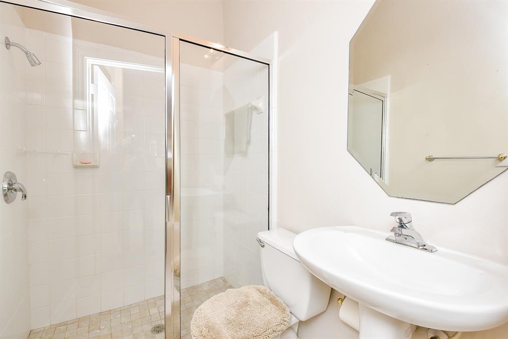 12530 Fern Creek Trail, Humble, Texas image 41