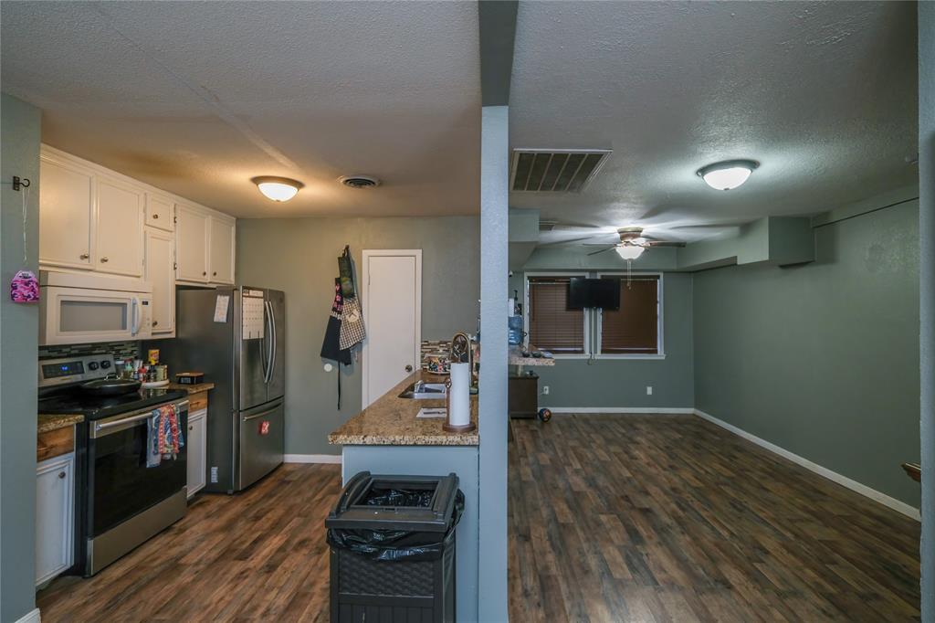 1135 Yaupon Street, Freeport, Texas image 8