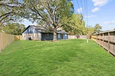 A home in Missouri City