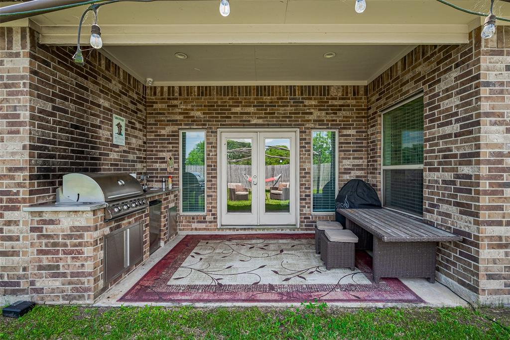 7707 Leighton Trail
