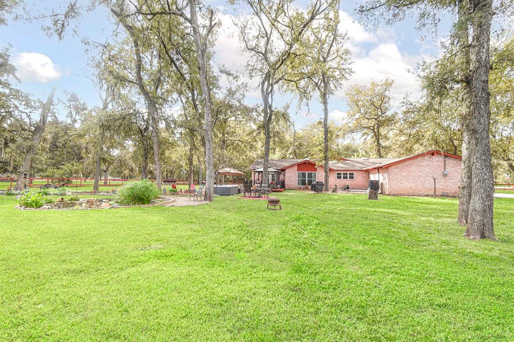 38228 Broncho Road, Simonton, Texas image 4