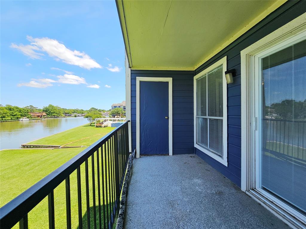 18511 Egret Bay Boulevard 107