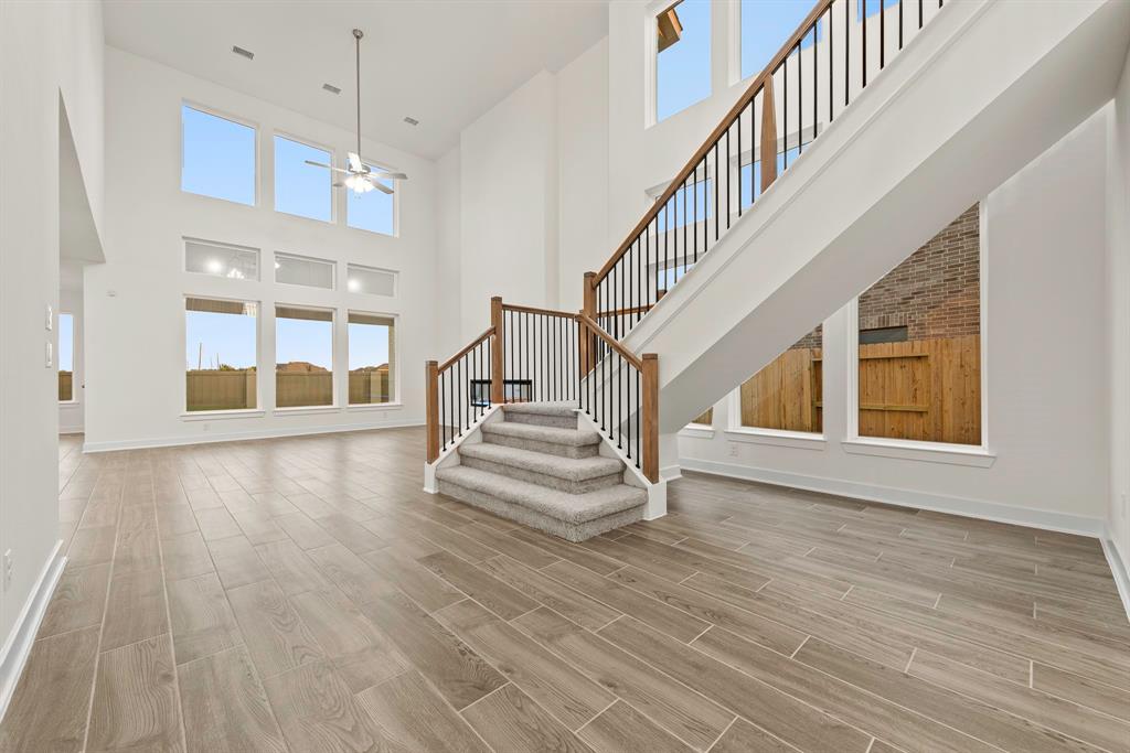 4703 Rustic Garden Lane
