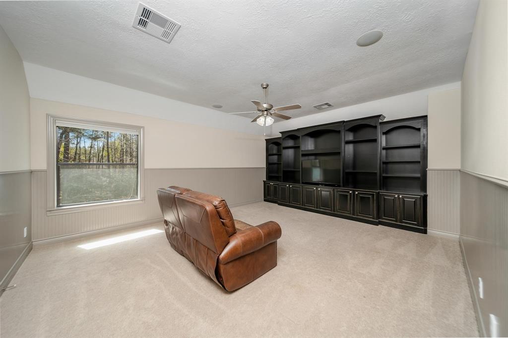 10326 Hunter Creek Lane, Conroe, Texas image 35