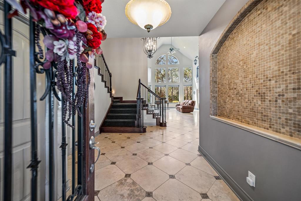 10326 Hunter Creek Lane