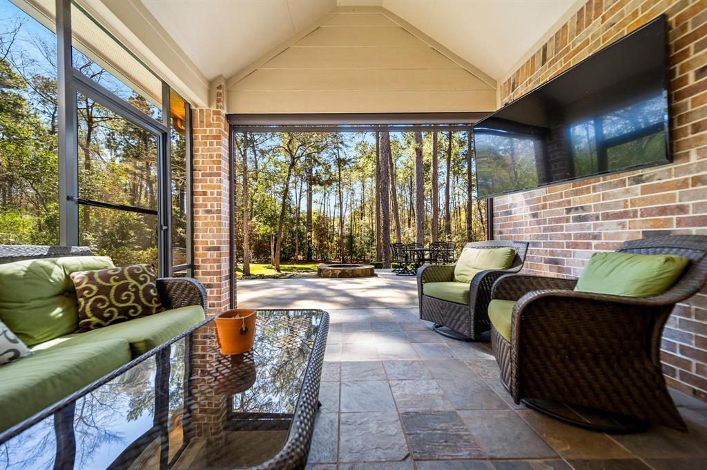 10326 Hunter Creek Lane, Conroe, Texas image 37