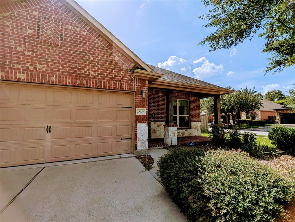 19331 Anchor Bay Lane, Humble, Texas image 2