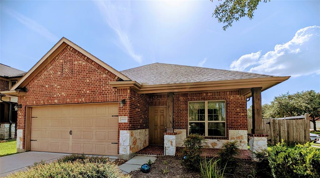 19331 Anchor Bay Lane, Humble, Texas image 5