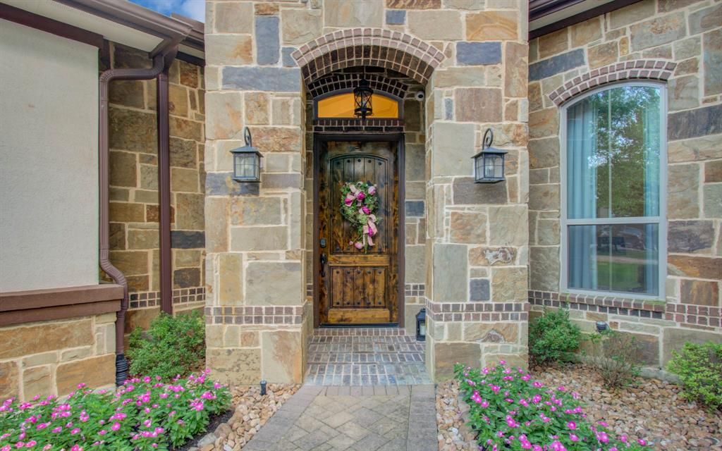 Photo of 18640 Kita Court, Porter, TX 77365 (MLS # 21359442)