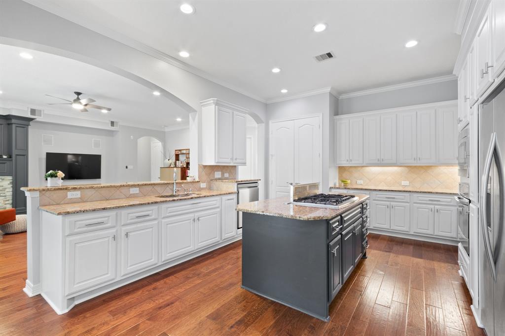 11837 13th Street, Santa Fe, Texas image 14